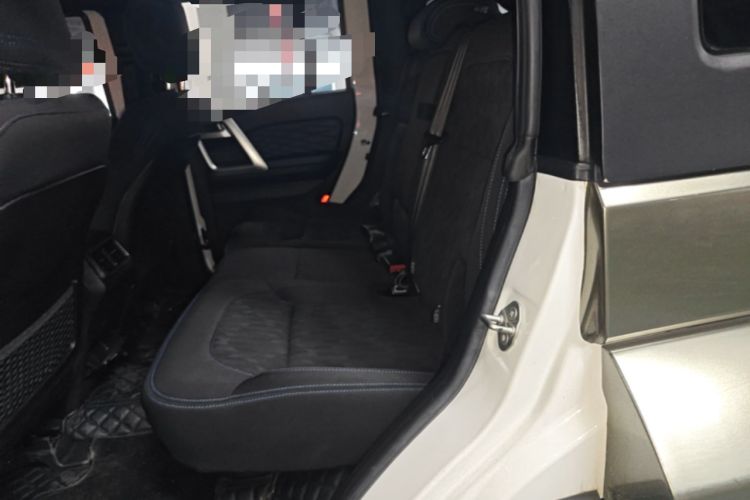 Used BAIC Off-Road BJ40 2022 2.0T Automatic Four-Wheel Drive Business Edition Left Rear Seat