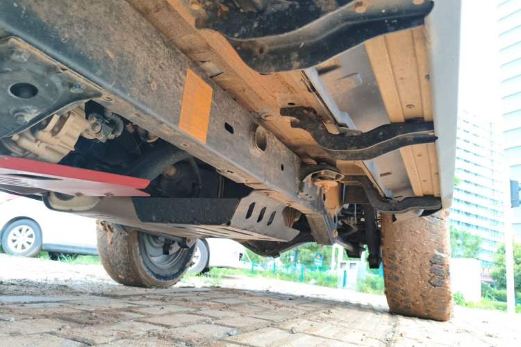 Used BAIC Off-Road BJ40 2023 2.0D Automatic Four-Wheel Drive Blade Hero Edition Adventurer Type Chassis Front Left