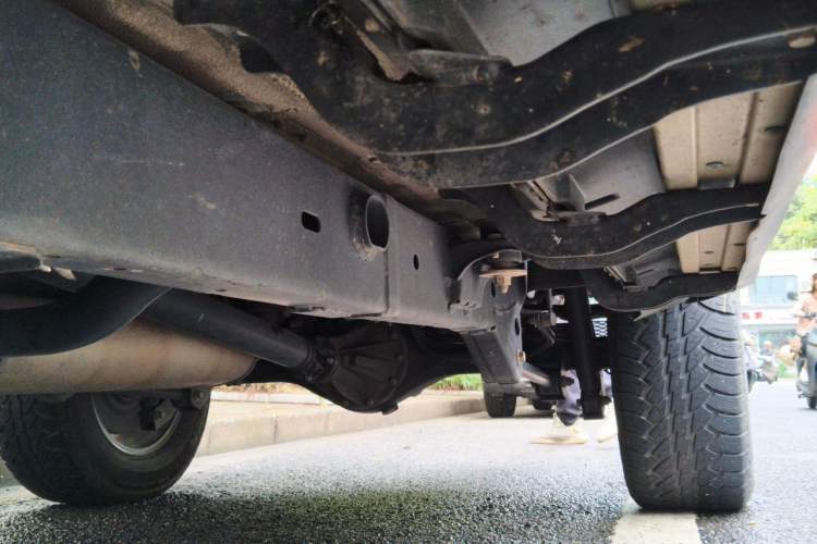 Used BAIC Off-Road BJ40 2023 2.0T Automatic Four-Wheel Drive Urban Hunter Edition Chivalrous Type Chassis Front Left