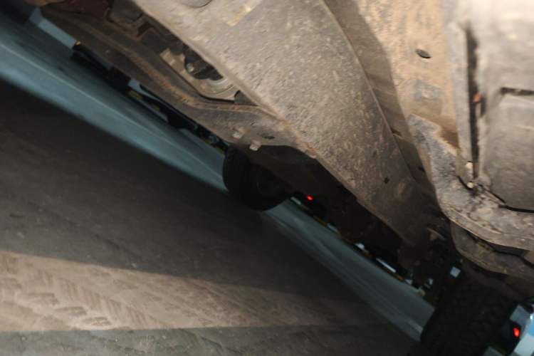 Used BAIC Off-Road BJ40 2023 2.0T Automatic Four-Wheel Drive Urban Hunter Edition Chivalrous Type Chassis Front Left