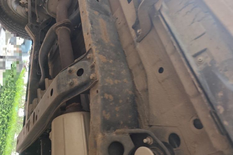 Used BAIC Off-Road BJ40 2023 2.0T Automatic Four-Wheel Drive Urban Hunter Edition Chivalrous Type Chassis Front Right
