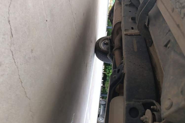 Used BAIC Off-Road BJ40 2023 2.0T Automatic Four-Wheel Drive Urban Hunter Edition Prestige Version Chassis Front Right