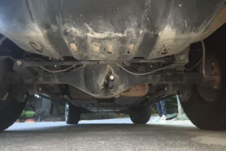 Used BAIC Off-Road BJ40 2023 2.0D Automatic Four-Wheel Drive Blade Hero Edition Adventurer Type (with Front and Rear Electronic Locks) Chassis Rear