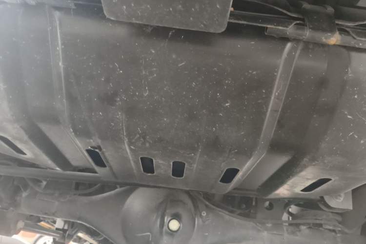 Used BAIC Off-Road BJ40 2023 2.0T Automatic Four-Wheel Drive Urban Hunter Edition Chivalrous Type Chassis Rear