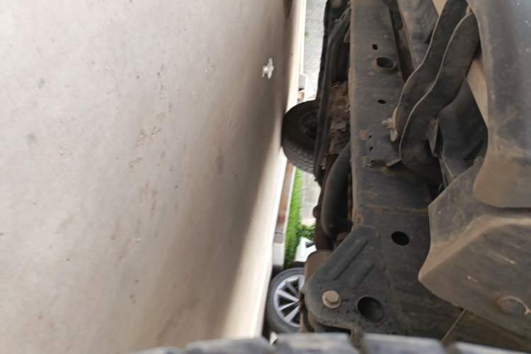 Used BAIC Off-Road BJ40 2023 2.0T Automatic Four-Wheel Drive Urban Hunter Edition Prestige Version Chassis Rear Left