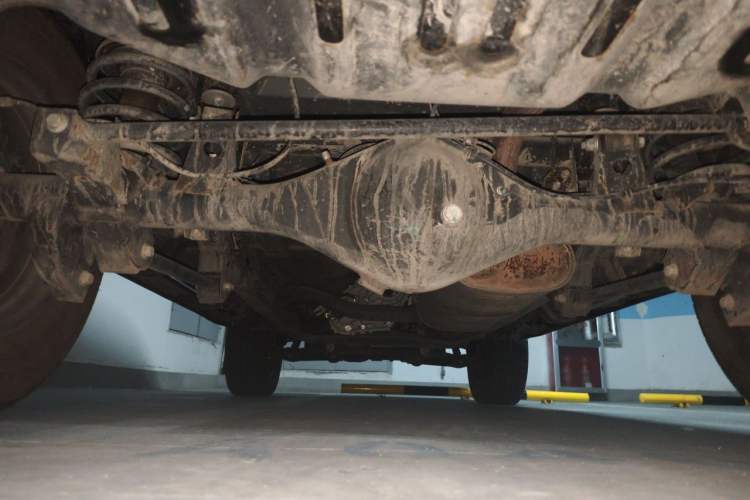 Used BAIC Off-Road BJ40 2023 2.0T Automatic Four-Wheel Drive Urban Hunter Edition Chivalrous Type Chassis Rear