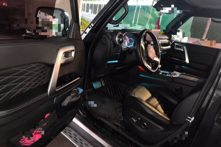 Used BAIC Off-Road BJ40 2023 2.0T Automatic Four-Wheel Drive Urban Hunter Edition Chivalrous Type Driver Seat