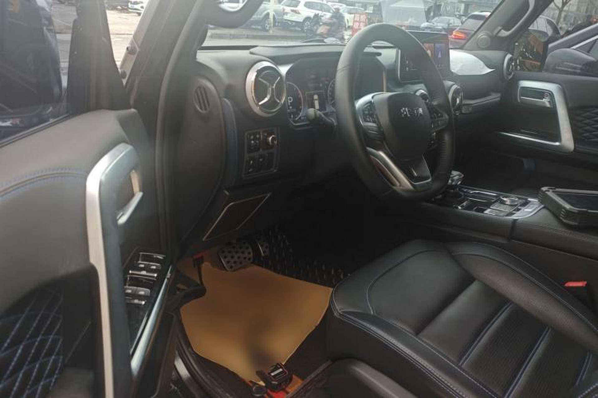 Used BAIC Off-Road BJ40 2023 2.0D Automatic Four-Wheel Drive Blade Hero Edition Adventurer Type Driver Seat