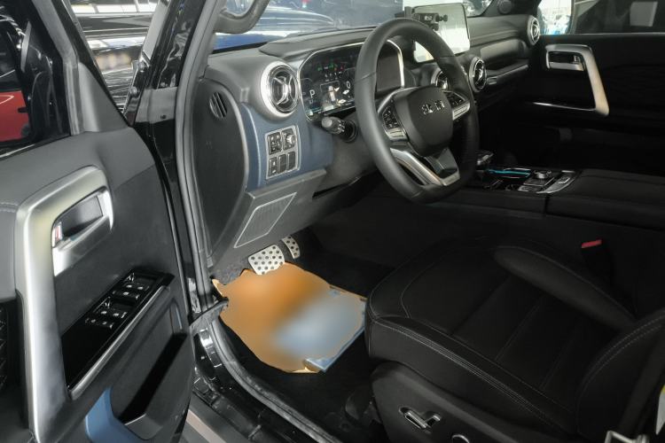 Used BAIC Off-Road BJ40 2023 2.0T Automatic Four-Wheel Drive Urban Hunter Edition Chivalrous Type Driver Seat
