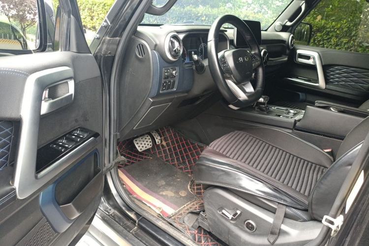 Used BAIC Off-Road BJ40 2023 2.0D Automatic Four-Wheel Drive Blade Hero Edition Adventurer Type Driver Seat