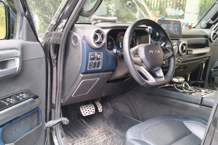 Used BAIC Off-Road BJ40 2023 2.0T Automatic Four-Wheel Drive Urban Hunter Edition Chivalrous Type Driver Seat