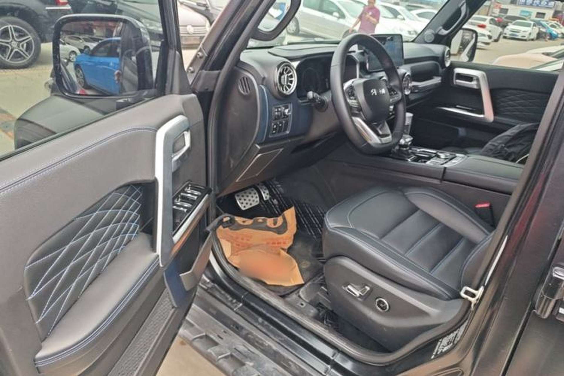 Used BAIC Off-Road BJ40 2023 2.0D Automatic Four-Wheel Drive Blade Hero Edition Adventurer Type Driver Seat