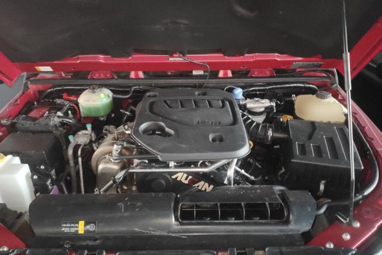 Used BAIC Off-Road BJ40 2023 2.0D Automatic Four-Wheel Drive Blade Hero Edition Adventurer Type Engine Bay