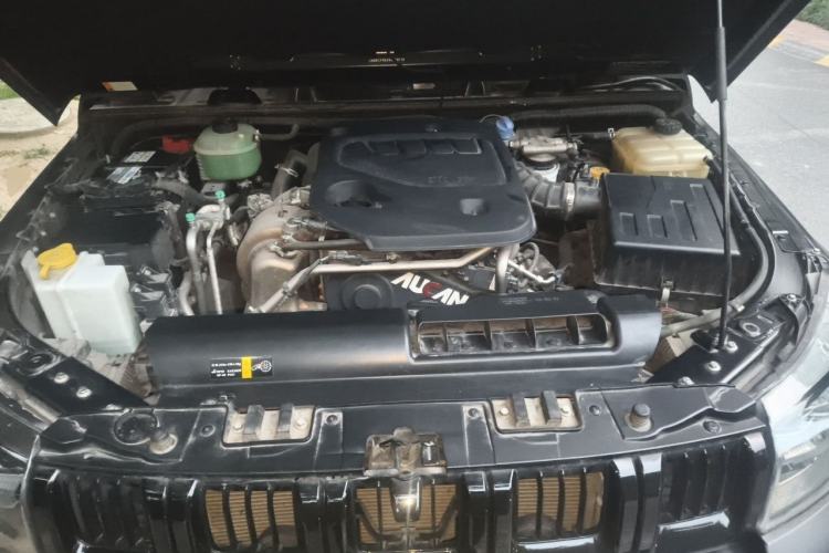 Used BAIC Off-Road BJ40 2023 2.0D Automatic Four-Wheel Drive Blade Hero Edition Adventurer Type (with Front and Rear Electronic Locks) Engine Bay