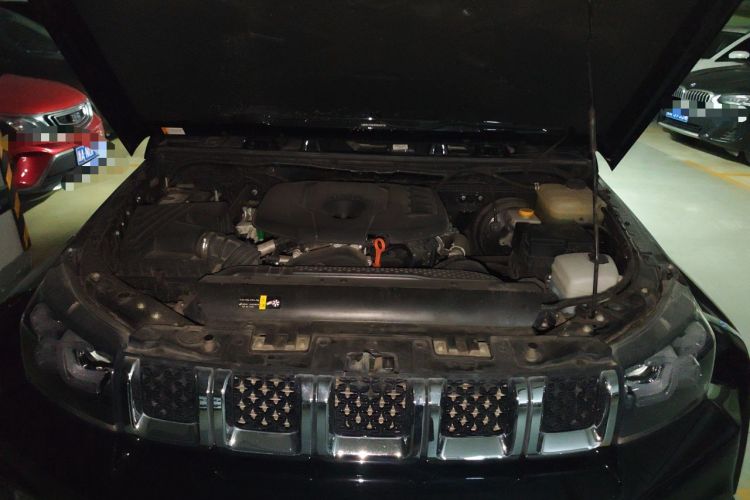 Used BAIC Off-Road BJ40 2023 2.0T Automatic Four-Wheel Drive Urban Hunter Edition Chivalrous Type Engine Bay