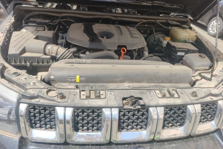 Used BAIC Off-Road BJ40 2023 2.0T Automatic Four-Wheel Drive Urban Hunter Edition Chivalrous Type Engine Bay