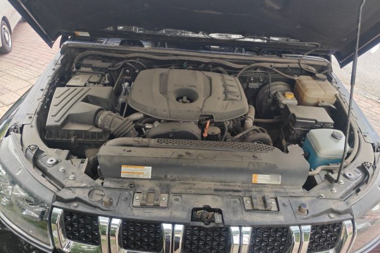 Used BAIC Off-Road BJ40 2023 2.0T Automatic Four-Wheel Drive Urban Hunter Edition Chivalrous Type Engine Bay