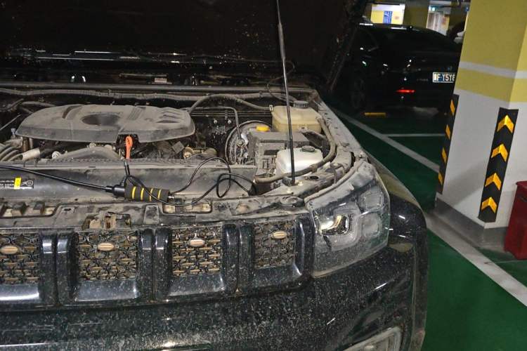 Used BAIC Off-Road BJ40 2023 2.0T Automatic Four-Wheel Drive Urban Hunter Edition Chivalrous Type Engine Bay Left
