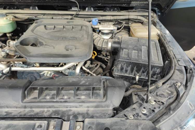 Used BAIC Off-Road BJ40 2023 2.0D Automatic Four-Wheel Drive Blade Hero Edition Adventurer Type (with Front and Rear Electronic Locks) Engine Bay Left