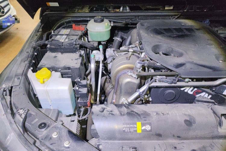 Used BAIC Off-Road BJ40 2023 2.0D Automatic Four-Wheel Drive Blade Hero Edition Adventurer Type Engine Bay Right