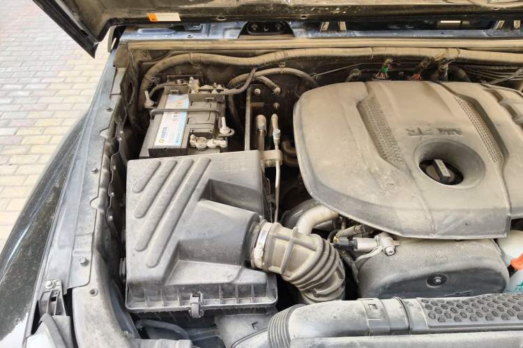 Used BAIC Off-Road BJ40 2023 2.0T Automatic Four-Wheel Drive Urban Hunter Edition Chivalrous Type Engine Bay Right