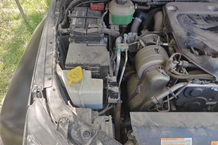 Used BAIC Off-Road BJ40 2023 2.0D Automatic Four-Wheel Drive Blade Hero Edition Adventurer Type Engine Bay Right