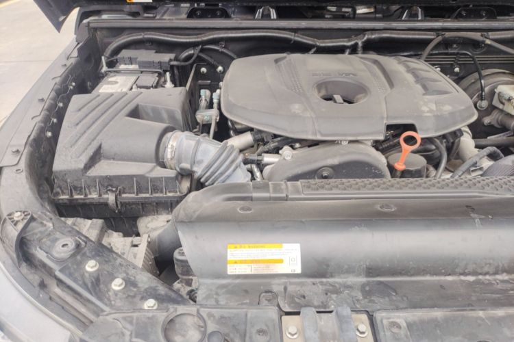Used BAIC Off-Road BJ40 2023 2.0T Automatic Four-Wheel Drive Urban Hunter Edition Chivalrous Type Engine Bay Right