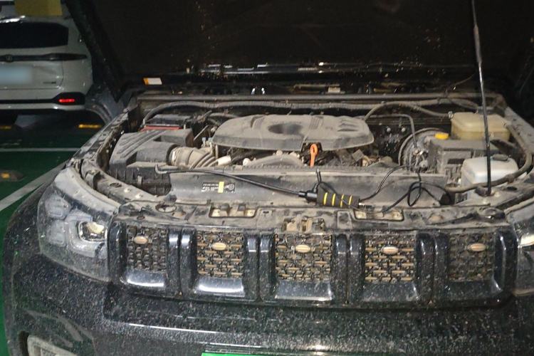Used BAIC Off-Road BJ40 2023 2.0T Automatic Four-Wheel Drive Urban Hunter Edition Chivalrous Type Engine Bay Right