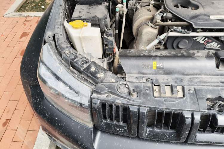 Used BAIC Off-Road BJ40 2023 2.0D Automatic Four-Wheel Drive Blade Hero Edition Adventurer Type Engine Bay Right