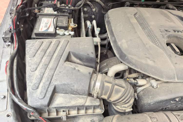 Used BAIC Off-Road BJ40 2023 2.0T Automatic Four-Wheel Drive Urban Hunter Edition Chivalrous Type Engine Bay Right
