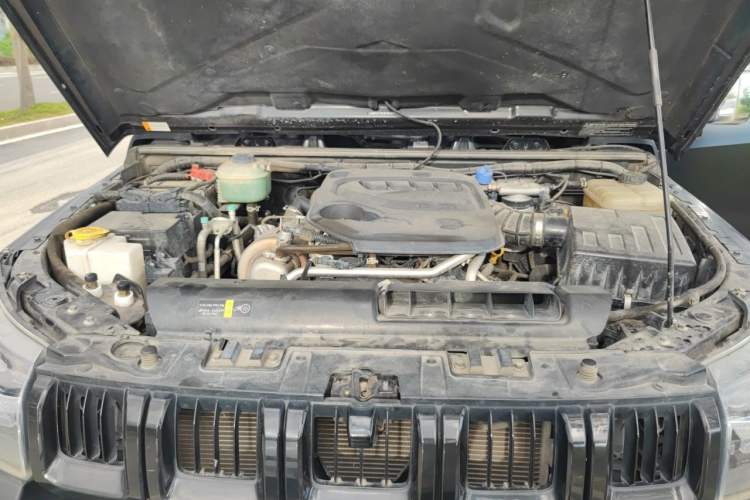 Used BAIC Off-Road BJ40 2023 2.0D Automatic Four-Wheel Drive Blade Hero Edition Adventurer Type (with Front and Rear Electronic Locks) Engine Bay
