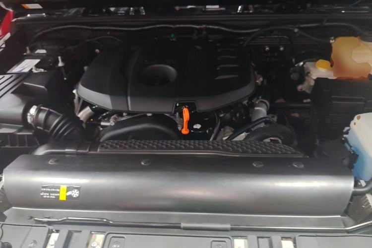 Used BAIC Off-Road BJ40 2023 2.0T Automatic Four-Wheel Drive Urban Hunter Edition Chivalrous Type Engine Bay