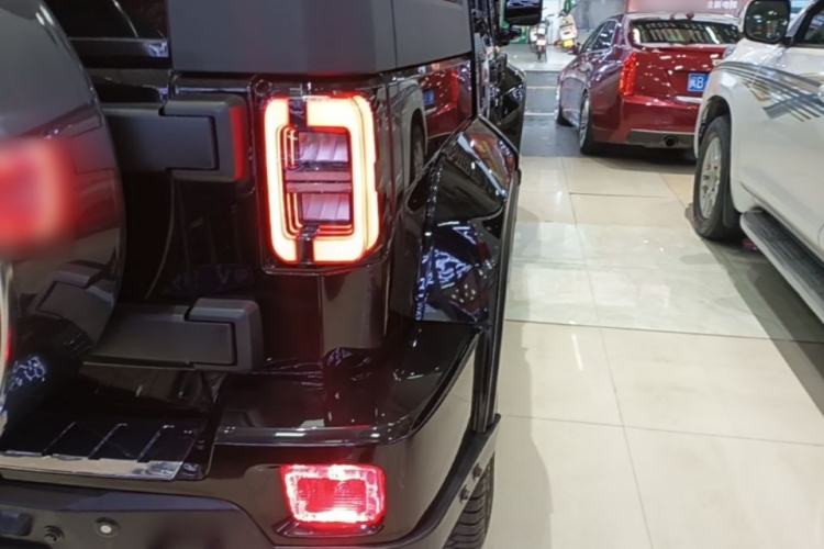Used BAIC Off-Road BJ40 2023 2.0T Automatic Four-Wheel Drive Urban Hunter Edition Chivalrous Type Exterior 1