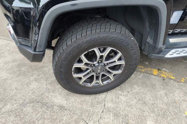 Used BAIC Off-Road BJ40 2023 2.0T Automatic Four-Wheel Drive Urban Hunter Edition Prestige Version Exterior 2