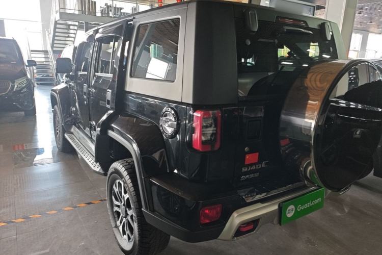 Used BAIC Off-Road BJ40 2023 2.0T Automatic Four-Wheel Drive Urban Hunter Edition Chivalrous Type Exterior 2