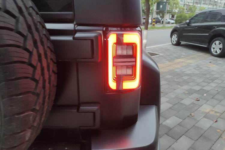 Used BAIC Off-Road BJ40 2023 2.0D Automatic Four-Wheel Drive Blade Hero Edition Adventurer Type Exterior 3
