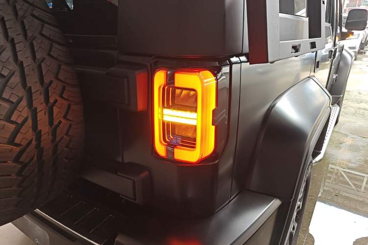 Used BAIC Off-Road BJ40 2023 2.0D Automatic Four-Wheel Drive Blade Hero Edition Adventurer Type Exterior 3