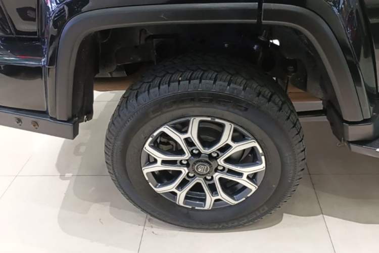 Used BAIC Off-Road BJ40 2023 2.0T Automatic Four-Wheel Drive Urban Hunter Edition Chivalrous Type Exterior 3