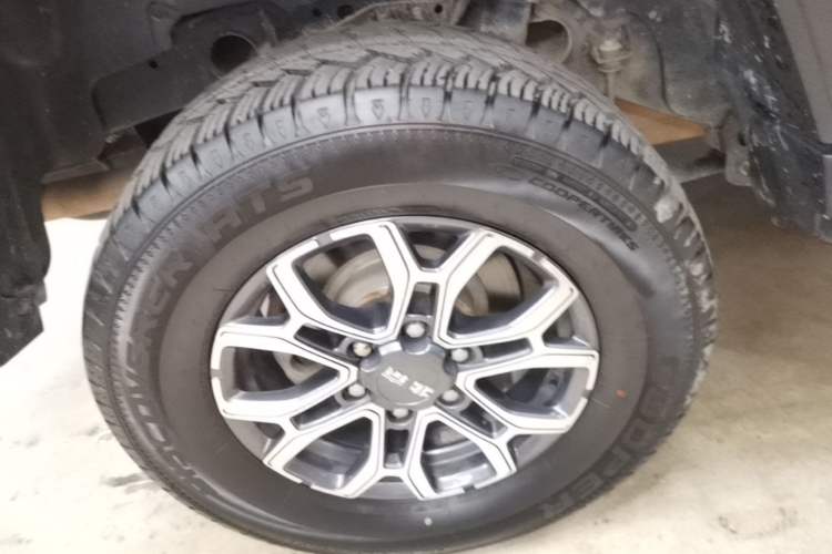Used BAIC Off-Road BJ40 2023 2.0T Automatic Four-Wheel Drive Urban Hunter Edition Chivalrous Type Exterior 5