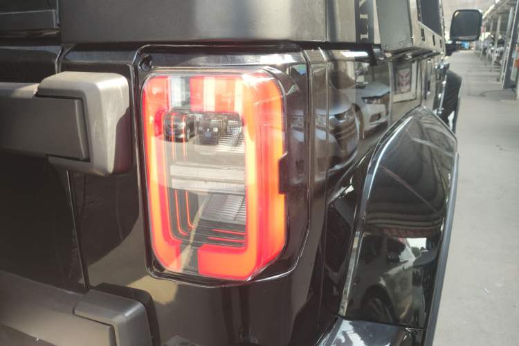 Used BAIC Off-Road BJ40 2023 2.0T Automatic Four-Wheel Drive Urban Hunter Edition Prestige Version Exterior 6