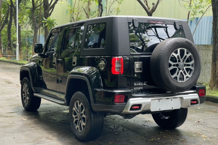 Used BAIC Off-Road BJ40 2023 2.0T Automatic Four-Wheel Drive Urban Hunter Edition Chivalrous Type Exterior 8