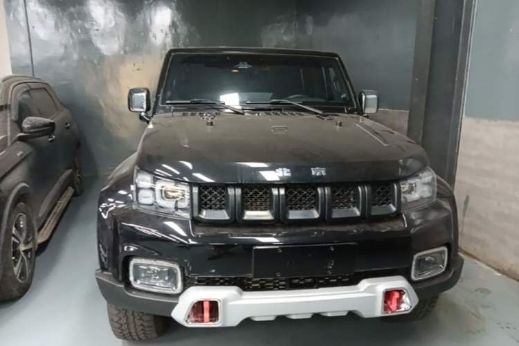 Used BAIC Off-Road BJ40 2023 2.0T Automatic Four-Wheel Drive Urban Hunter Edition Chivalrous Type Front