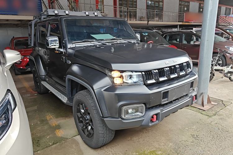 Used BAIC Off-Road BJ40 2023 2.0D Automatic Four-Wheel Drive Blade Hero Edition Adventurer Type Front Right 45 Deg