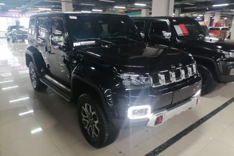 Used BAIC Off-Road BJ40 2023 2.0T Automatic Four-Wheel Drive Urban Hunter Edition Chivalrous Type Front Right 45 Deg