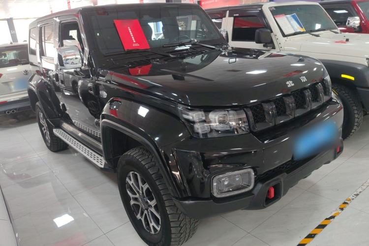 Used BAIC Off-Road BJ40 2023 2.0T Automatic Four-Wheel Drive Urban Hunter Edition Chivalrous Type Front Right 45 Deg