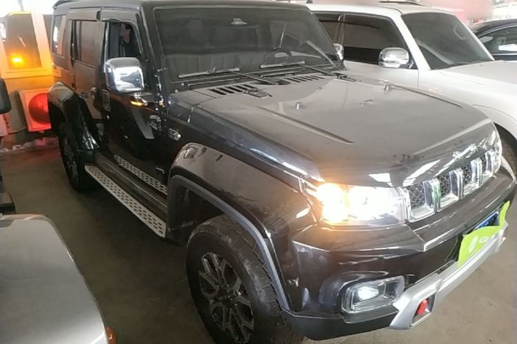 Used BAIC Off-Road BJ40 2023 2.0T Automatic Four-Wheel Drive Urban Hunter Edition Chivalrous Type Front Right 45 Deg