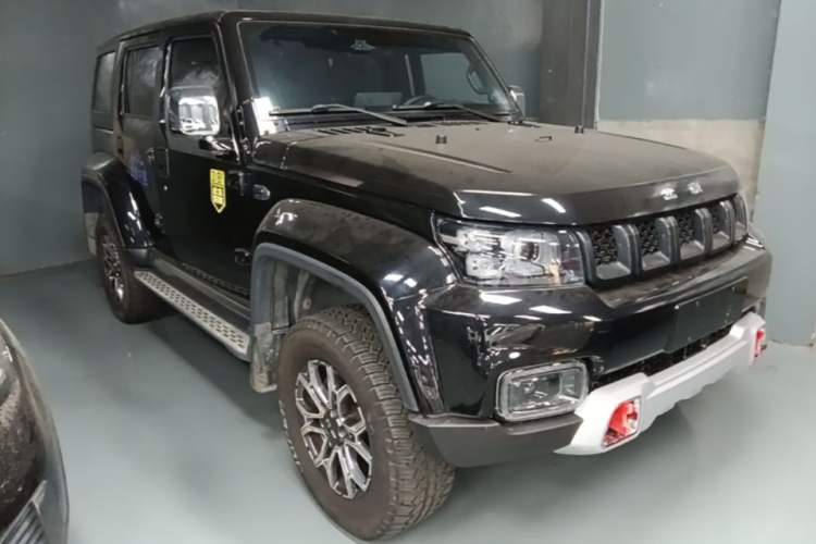 Used BAIC Off-Road BJ40 2023 2.0T Automatic Four-Wheel Drive Urban Hunter Edition Chivalrous Type Front Right 45 Deg