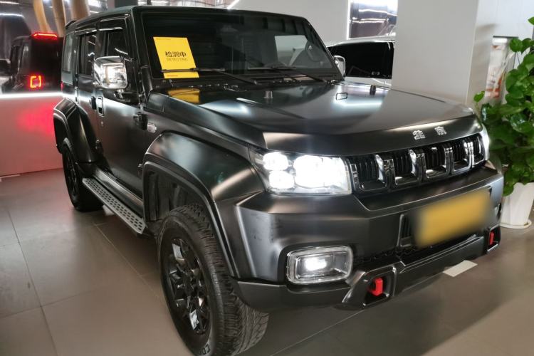 Used BAIC Off-Road BJ40 2023 2.0D Automatic Four-Wheel Drive Blade Hero Edition Adventurer Type Front Right 45 Deg