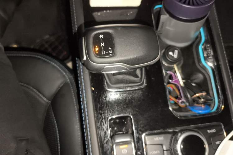 Used BAIC Off-Road BJ40 2023 2.0T Automatic Four-Wheel Drive Urban Hunter Edition Chivalrous Type Gear Lever