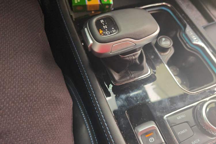 Used BAIC Off-Road BJ40 2023 2.0T Automatic Four-Wheel Drive Urban Hunter Edition Chivalrous Type Gear Lever